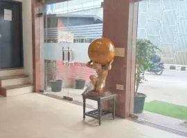 Grand Golden plaza near IGI airport