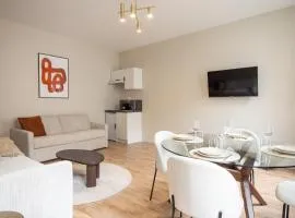 Elegant, fully-equipped, air-conditioned accommodation