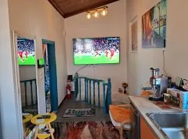Melis House - 75'' TV, Live Football NOVA COSMOTE & Fast Wi-Fi