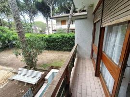 Apartment near Beach in ERACLEA 55105, hotel a Eraclea