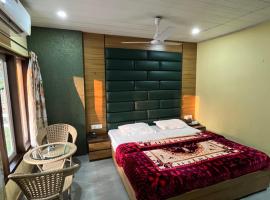 Gorumara Jungle Resort, hotel en Chālsa