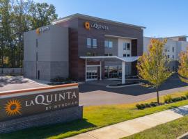 La Quinta Inn & Suites by Wyndham Olive Branch, hotel in Olive Branch