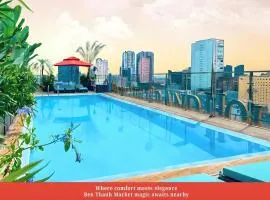 Happy Life Grand Hotel & Rooftop Skybar