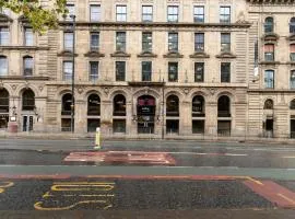 Manchester Portland By Sunday