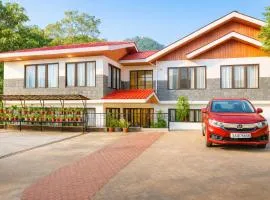 Sparrow Cherry Resort 2 min walk To MG Marg