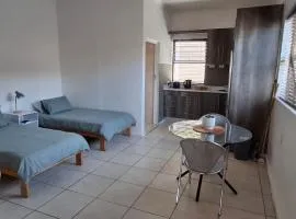 Cozy Quarters on 9th Avenue