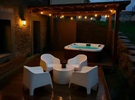 Suite Privé avec Spa haut de gamme, Salle de Cinéma, Massage etc