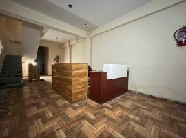 Hotel O The Timeless Hotel, hotel en Gulzārbāgh