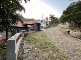 Honeycomb Abode, hotel sa Salem