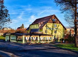 MOTOREST-PENSION U HRACHŮ,s.r.o., hotel a Klatovy