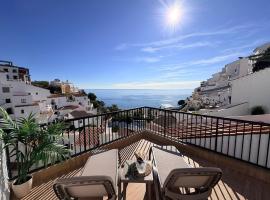 Sea&Sun Burriana Capistrano Playa, hotel en Nerja