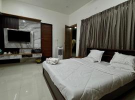 Aavasan home stay, hotel in Davangere