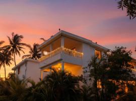 Creek View Sanctuary with Pool near Kilifi, Hotel in Takaungu