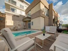 A 3BR Designer home with Private Pool & Terrace by 360 Estates