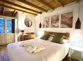 La Valira, alojamiento en Ur, Puigcerdà, Cerdanya – hotel w mieście Ur