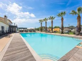 Holiday Marina Resort