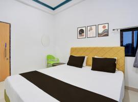 Spot On Khushi Hotel & Restaurant, hotel di Narwar