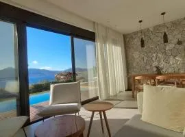 Villa Rika Seaside Villa, Pool, 3 Bedroom Near Promenade