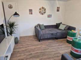 Zur alten Tankstelle - Nähe Europa Park, hotelli kohteessa Teningen