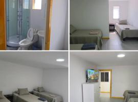 Hostal GYT, hotel in Caldera