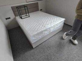 Yuko Residence, hotel in Jasło