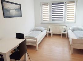 Eigene Erdgeschosswohnung in Groitzsch, hotel in Groitzsch