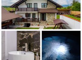 Casa Andra si Denis, self catering accommodation in Novaci