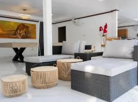 Luxure Villa Lanta