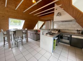 Le Portzic, Appartement proche plage de Morgat, Hotel in Crozon