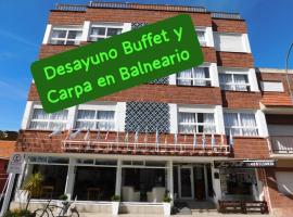 Lugra Hotel, hotel v destinaci Miramar