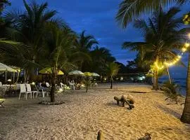 Gold View Beachfront Resort