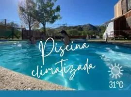Cabañas en Koslay Ñalala Ivoqué con piscina climatizada en épocas cálidas