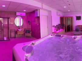 Plaza Hotel Gyula, Hotel in Gyula