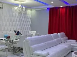 Modern Camama Getaway for Work or Family stays