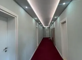 Hotel, Bar, Restaurant Beni