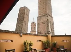 Albergo Garisenda con terrazza panoramica sulle Due Torri