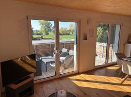 Zamo Apartment Seestraße, отель в городе Гунценхаузен