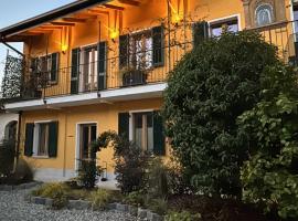 La SERAFINA, hotell i Vanzaghello