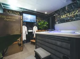A Private Luxury Spa Suite with Jacuzzi, Sauna and Ice Bath, ideal for Couples, Business, Athlete Recovery