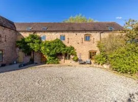Luxury suite with roll-top bath and walk-in shower