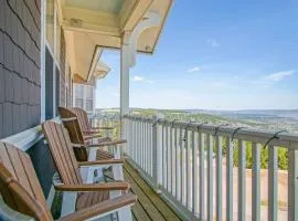 Allegheny Springs 440: Slope Side, Views Of The Slope 2 Bedroom Plus Den 2 Bath