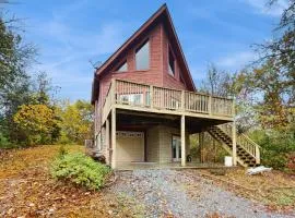Unique cabin with amazing mountain views pond access wifi & close to shopping