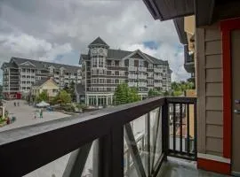 Rimfire 322-323: Combined 2 one bedroom units, Slopeside