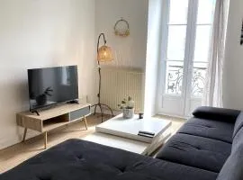 T2 Île de Nantes proche CHU avec Parking