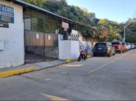 Hostel Tadeo San Juan del Sur, hotel i San Juan del Sur