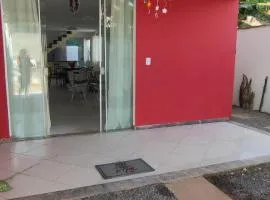 Casa ampla na tranquilidade do Jardim Savóia