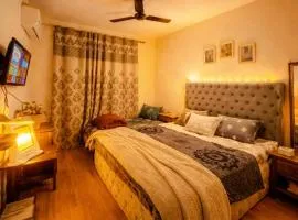 3 BHK Condo For Family On Manali Expressway