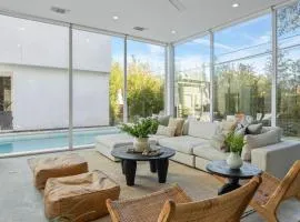 Luxe 6BDR Retreat w Putting Green Game Room Bouldin Collective by AvantStay