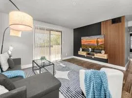 Tempe 2BR Hideaway Near ASU Pool Access Pet-Friendly & Parking
