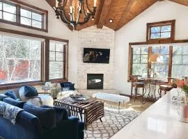 Prime Downtown Aspen Condo